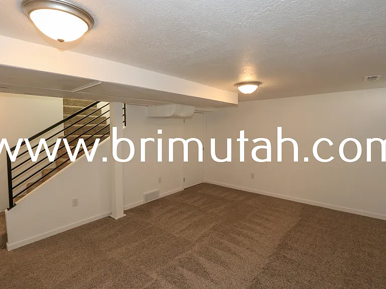 2613 S Hartford St — Photo 13