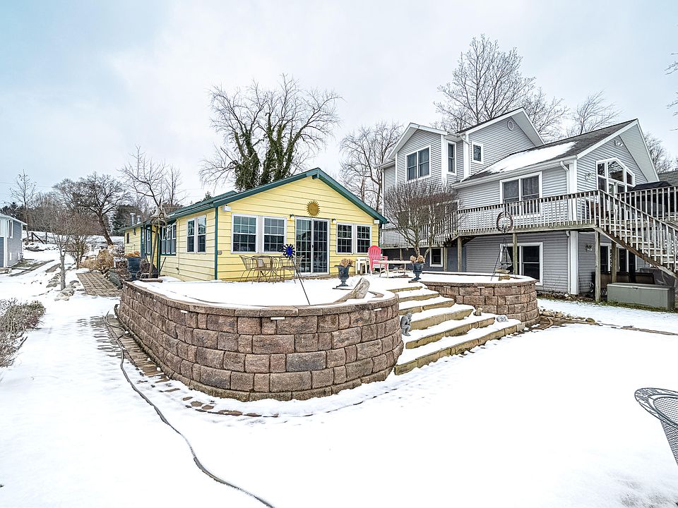 1st image of 31472 S Lake Shore Dr