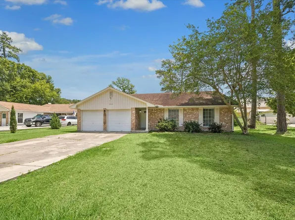 25114 Spring Ridge Dr, Spring, TX 77386