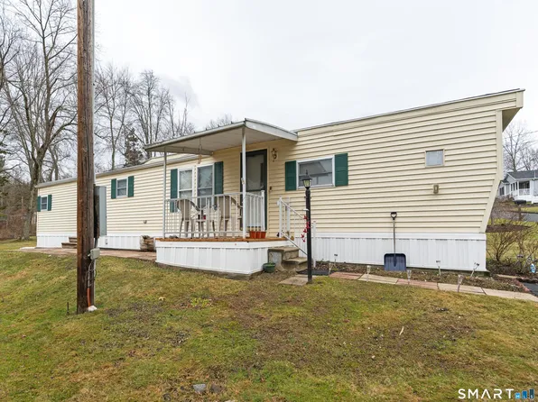 7 Cedar Grove Road, Southington, CT 06489