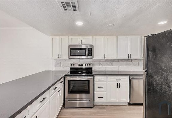 5th image of 1804 W Tuckey Ln #1