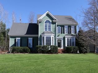 5228 Sunset Walk Ln, Holly Springs, NC 27540