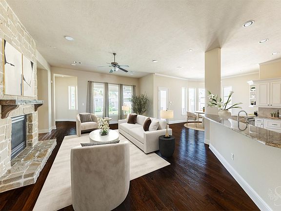 3rd image of 5803 Mustang Ridge Ln