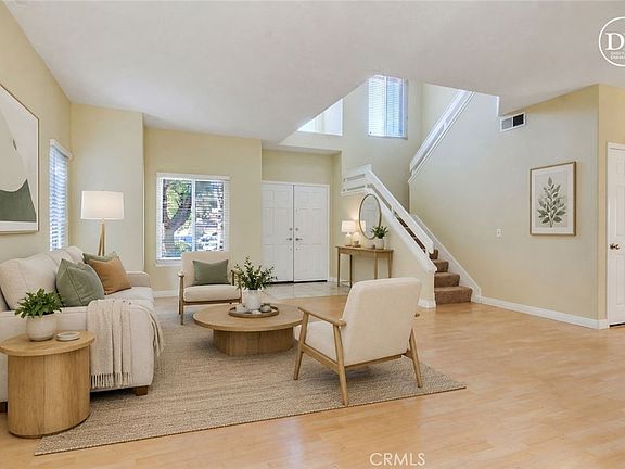 3rd image of 10494 Valley Crest Cir