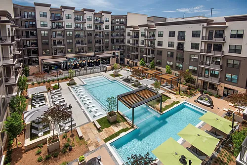 Manor Chamblee Photo 1