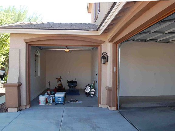 single garage bay