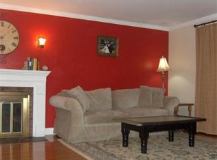 78 North St, Norfolk, MA 02056
