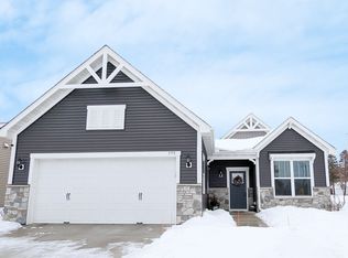 395 Rice Creek Blvd NE, Fridley, MN 55432