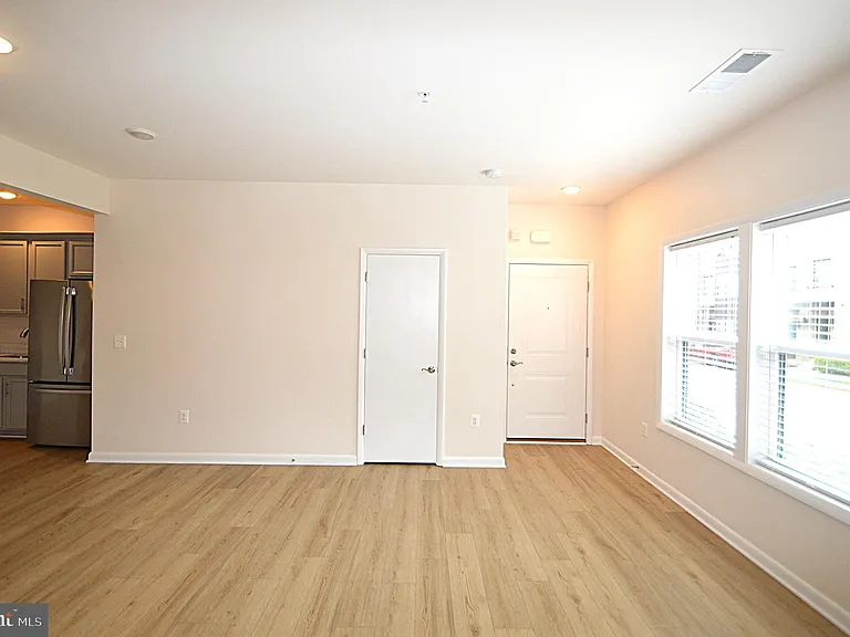 20508 Milbridge Ter — Photo 5