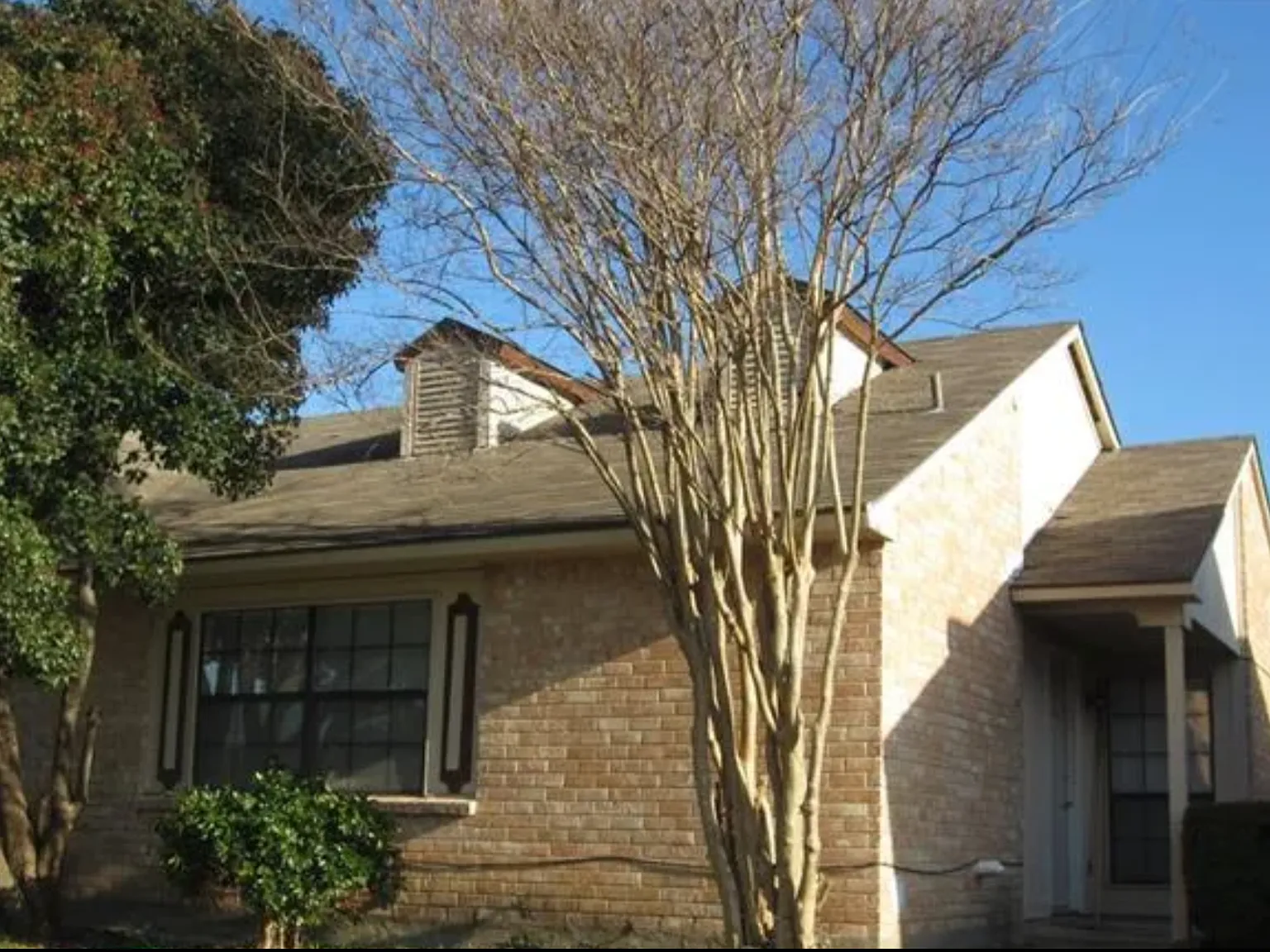 3 bed, 1800 sqft, $1,899 — Photo 1