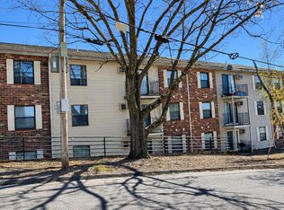 10 Hemans St Unit 23, Worcester, MA 01605