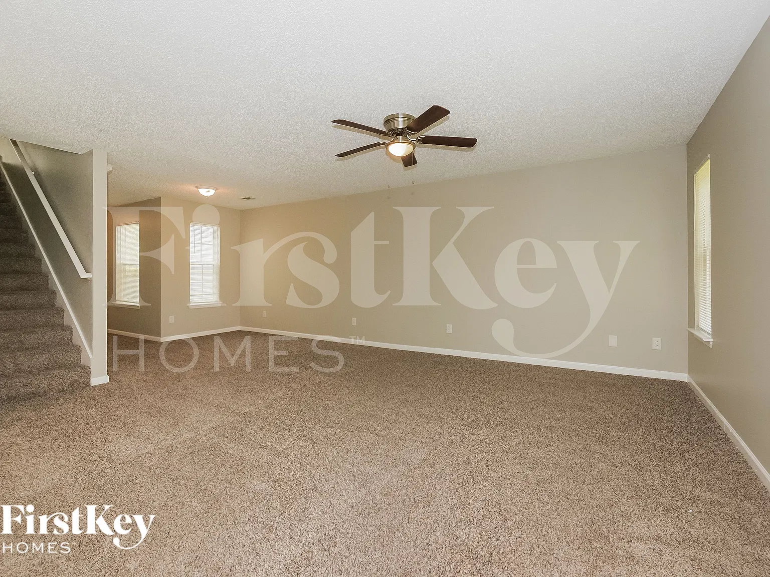 4 bed, 2.5 bath, 1767 sqft, $2,205 — Photo 2