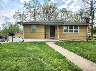 3608 S 31st St, Saint Joseph, MO 64503