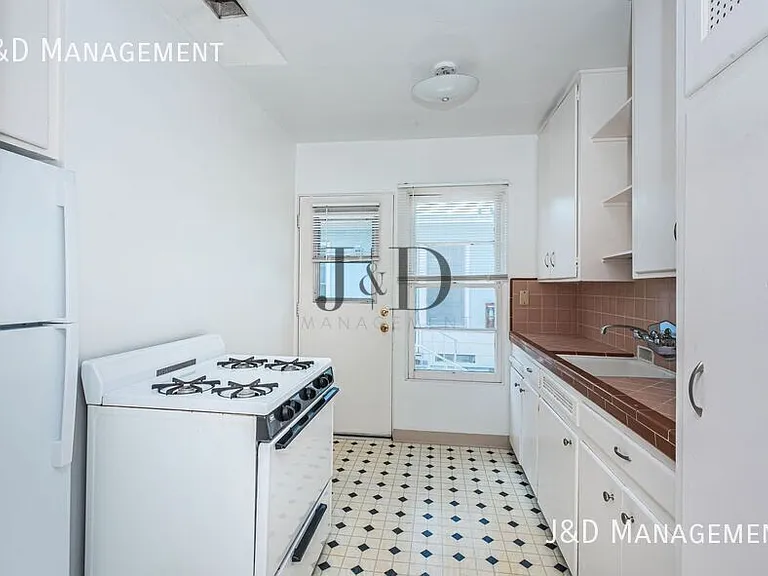 4372 Louisiana St #4372 — Photo 10