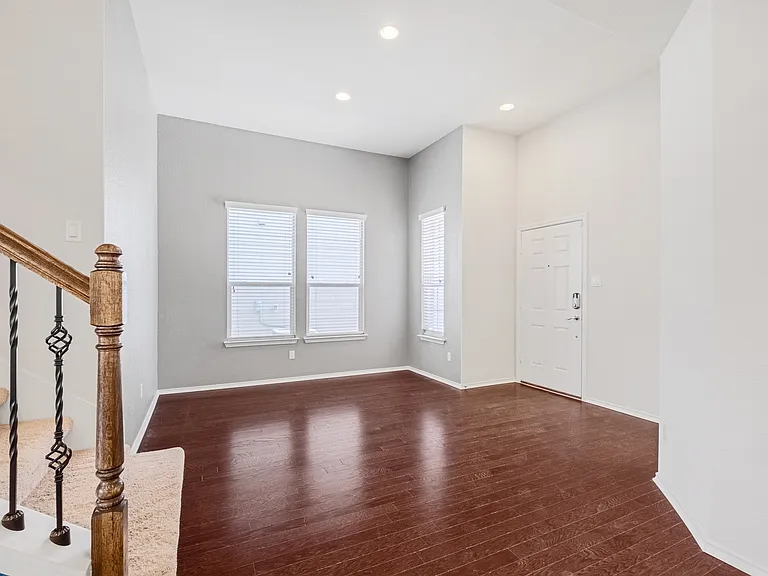16012 Remington Reserve Way — Photo 3
