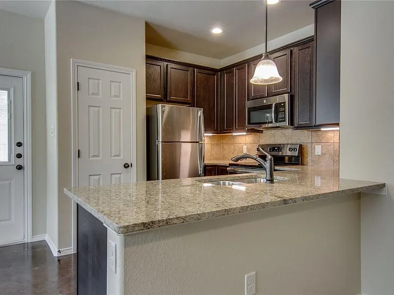 182 Samuel Dr #A — Photo 11