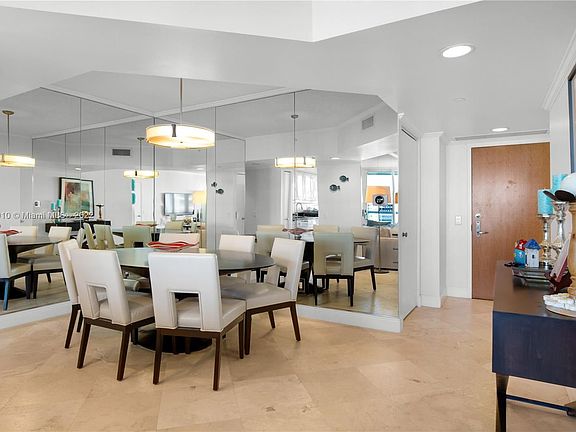 4th image of 21055 NE 37th Ave APT 1504