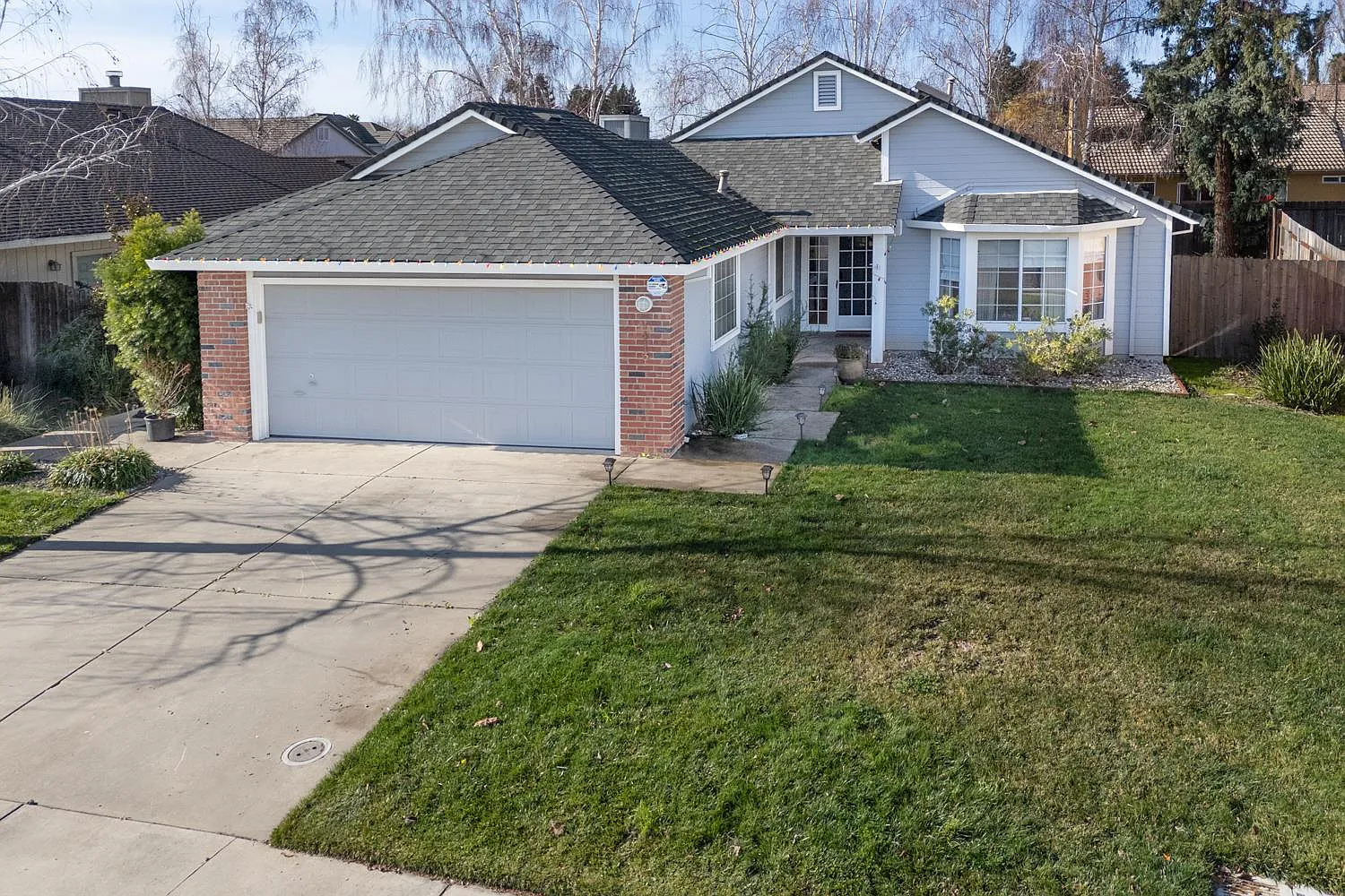 1413 Yolanda Dr photo 1