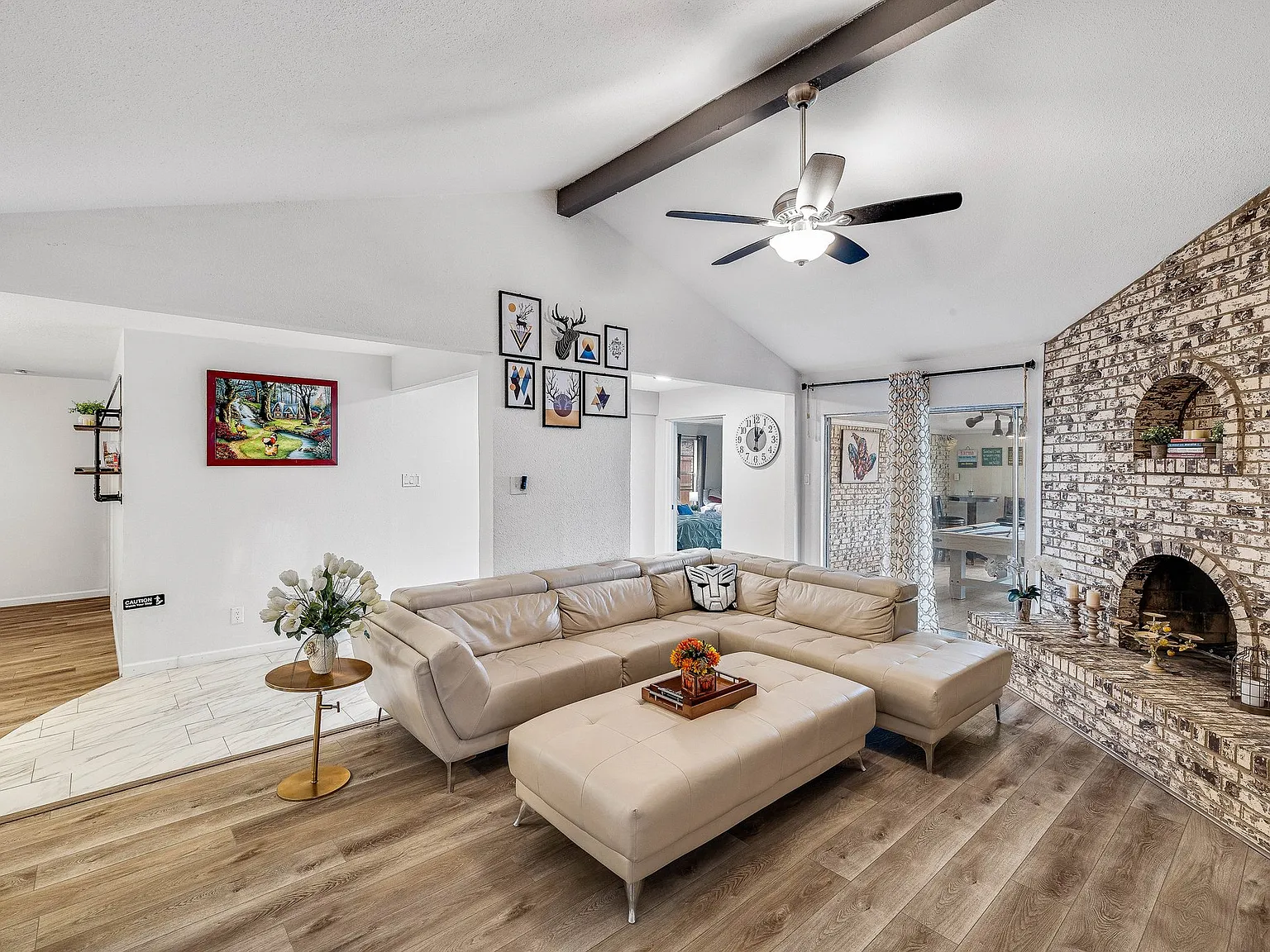 4 bed, 1931 sqft, $2,650 — Photo 1