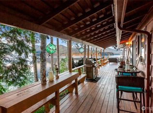 6827 Birdseye View Loop NW, Seabeck, WA 98380