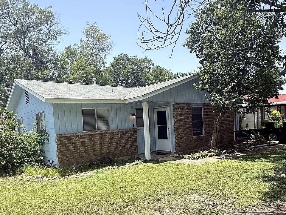 1st image of 209 Brenda Dr