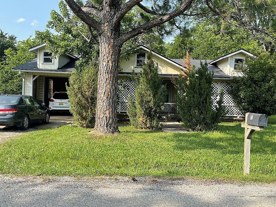 1st image of 510 W McCurtain Ave