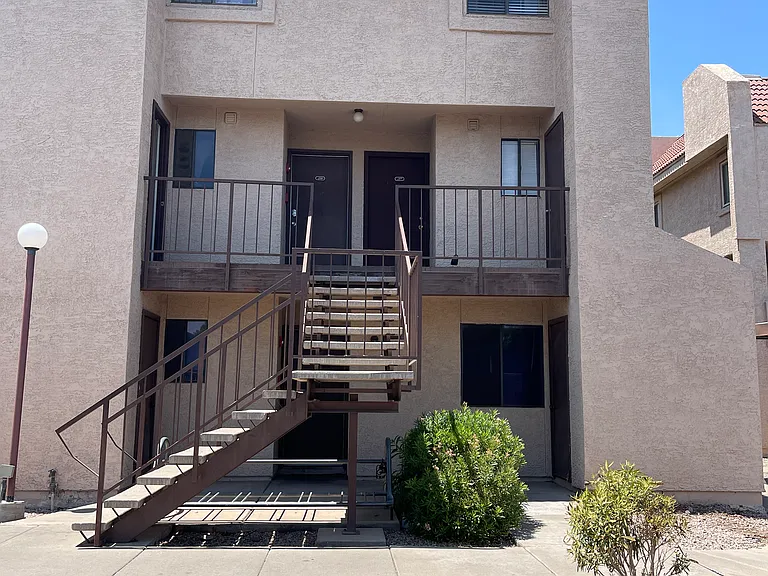 1215 E Lemon St #217 — Photo 2