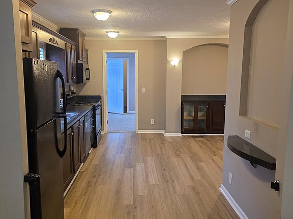 2nd image of 6292 Trail Dr #24