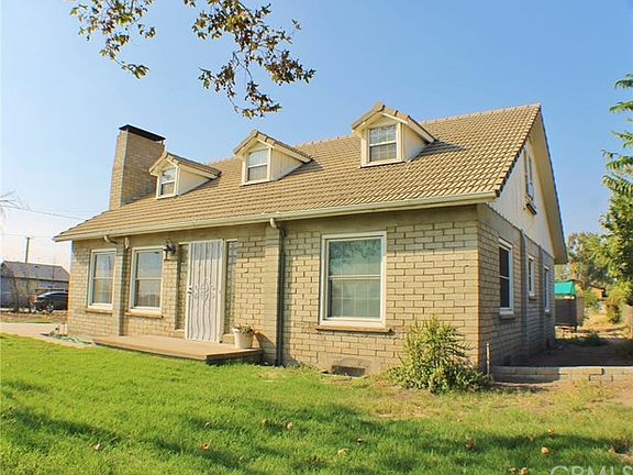 3rd image of 25640 E 6th St
