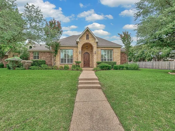 304 Chamberly Rd, Woodway, TX 76712
