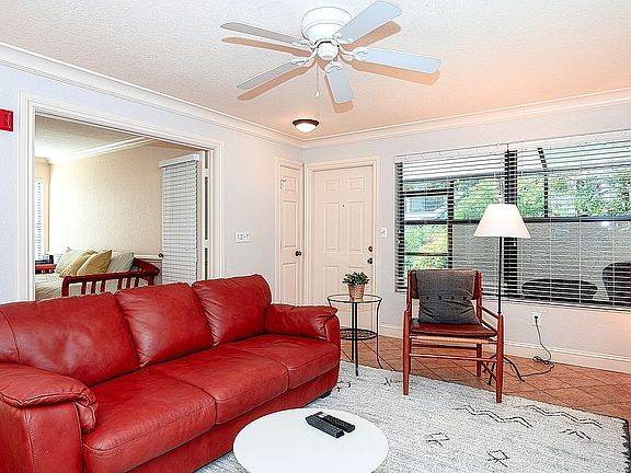 3rd image of 76 Emerald Woods Dr APT L7