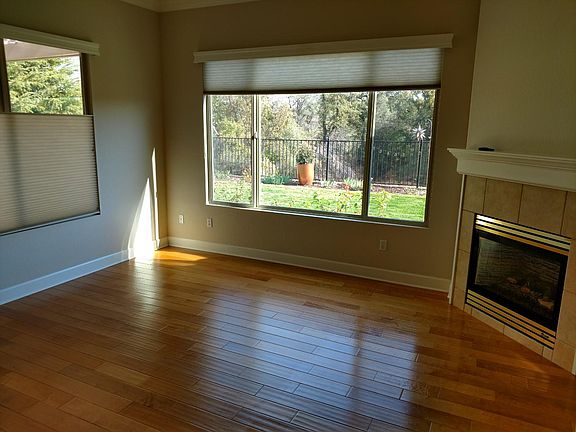3rd image of 1808 Stone House Ln
