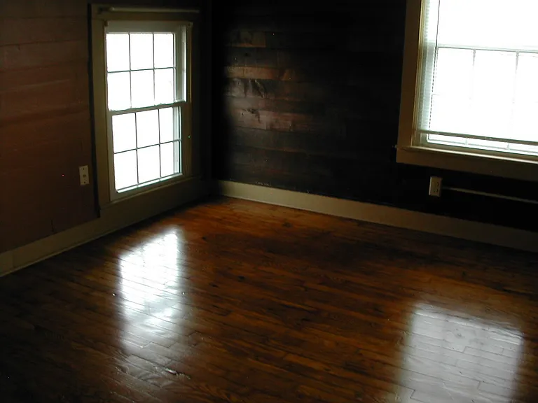 324 Center St #A — Photo 2