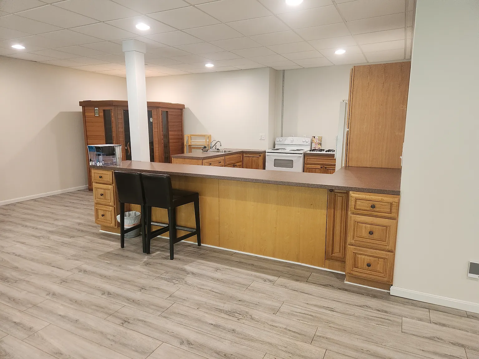 1 bed, 2860 sqft, $1,800 — Photo 4