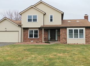 154 Country Place Ln, Rochester, NY 14612