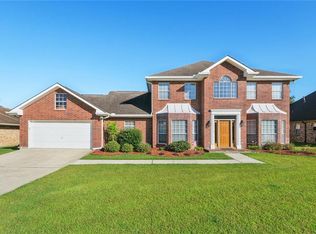 1713 Lake Michigan Dr, Harvey, LA 70058