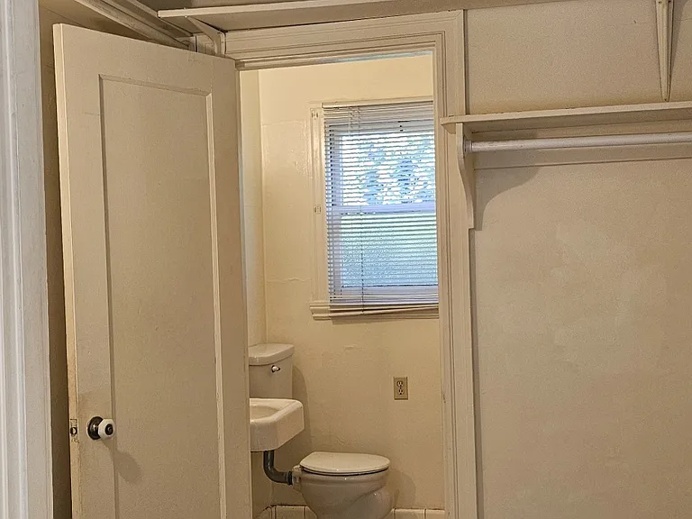 803 Smalley Ave #6 — Photo 10