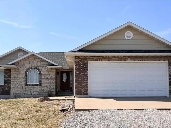 5752 Clear Creek Rd, Hannibal, MO 63401