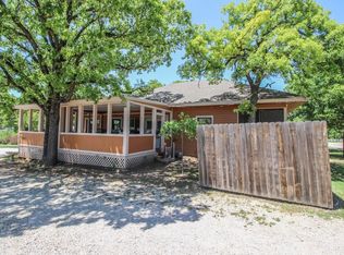 502 Decatur St, Bowie, TX 76230