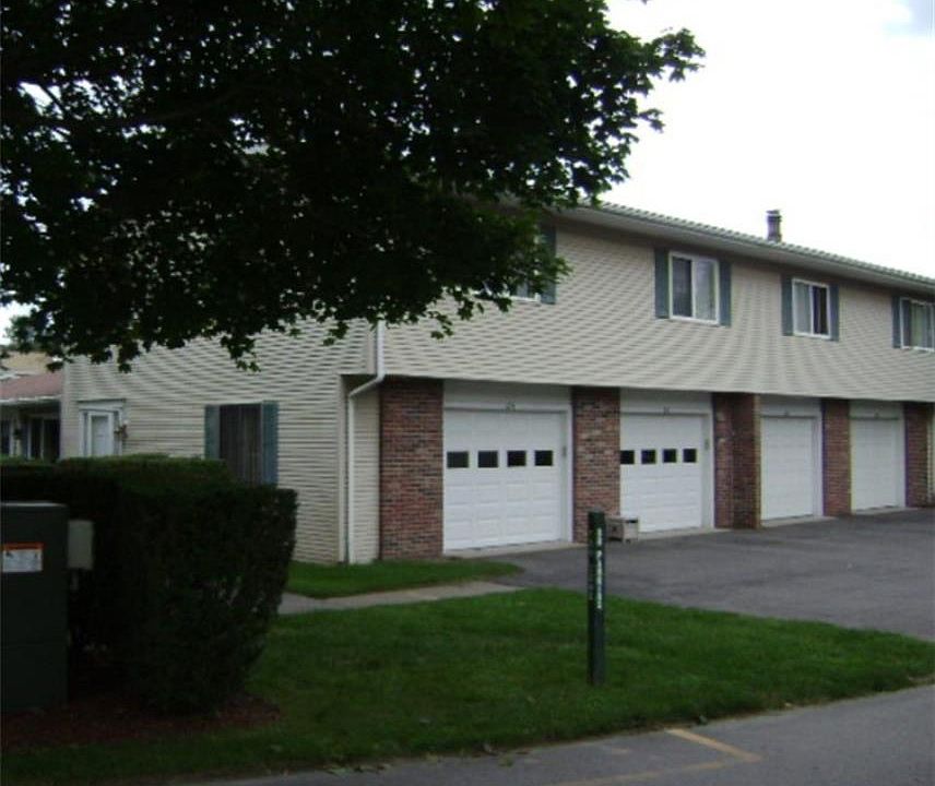 1st image of 231 Duxbury Ct Unit 231