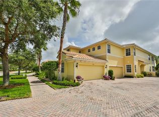1324 Emerald Dunes Dr #41, Sun City Center, FL 33573