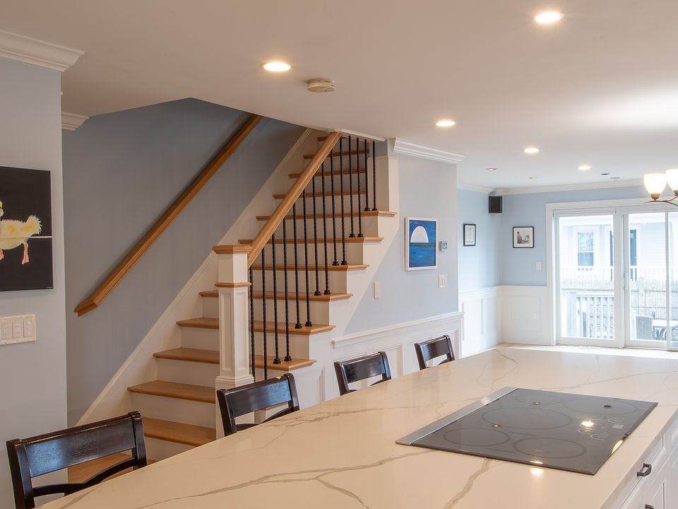 1st image of 2 Denmark Ln