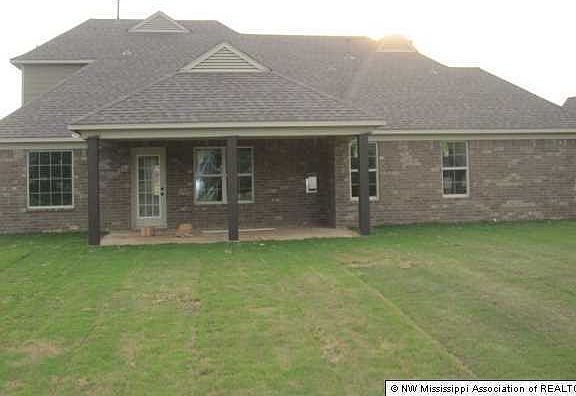 2nd image of 3502 Magnolia Glenn Dr