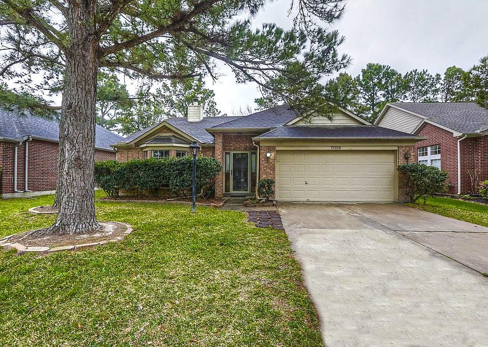 1st image of 7058 River Garden Dr