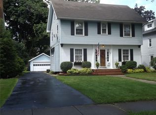 100 Thornton Rd, Rochester, NY 14617