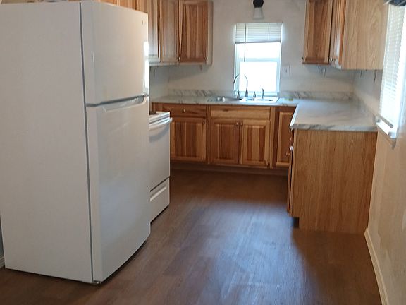 2nd image of 115 S C St