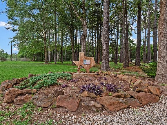 2nd image of 9536 County Road 208