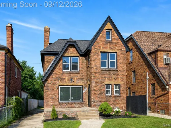 17545 Pennington Dr, Detroit, MI 48221