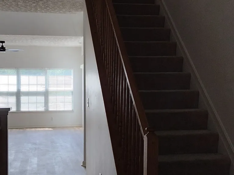 9282 Tournament Dr — Photo 3