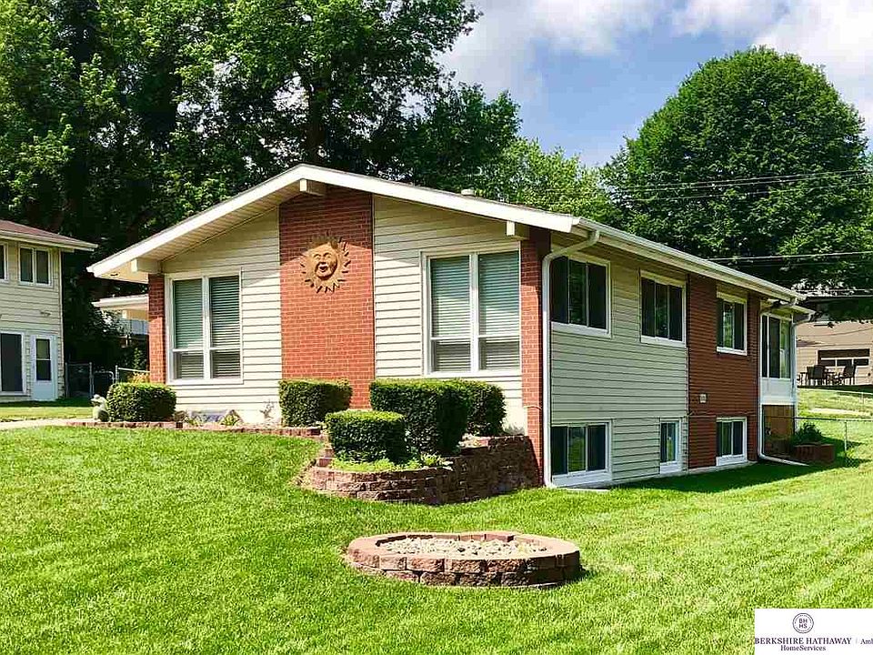 1st image of 4628 N 83rd Avenue Cir